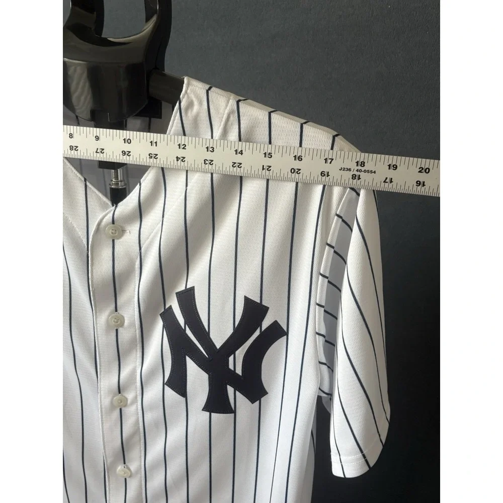 Nike medium official